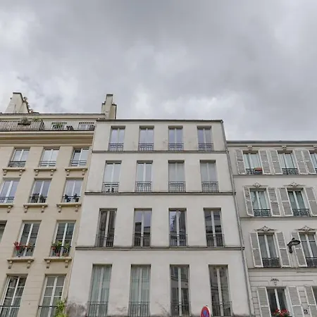Charming 1br In Heart Of 10th