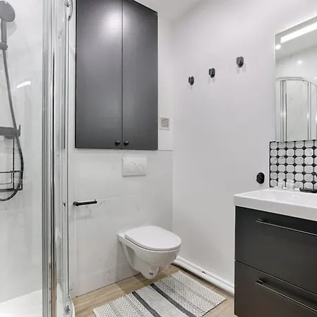 Apartment Charming 1br In Heart Of 10th Paris