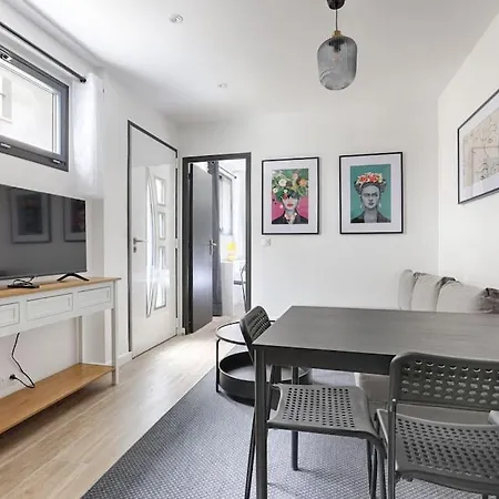 Apartment Charming 1br In Heart Of 10th *
