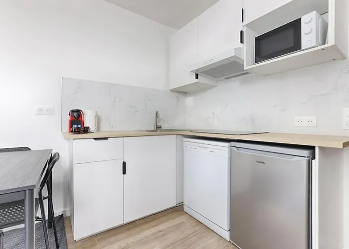 Charming 1br In Heart Of 10th Lägenhet *